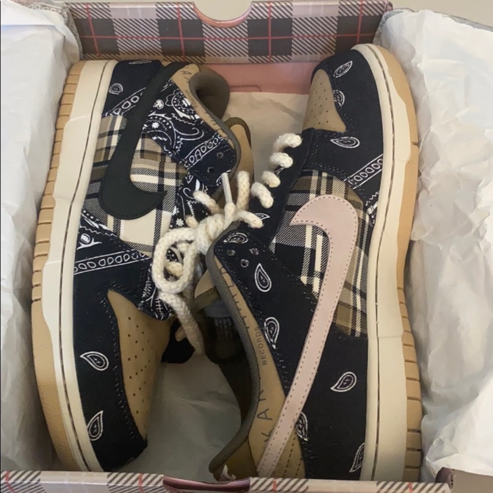 Nike dunk low Cactus Jack size 10.5